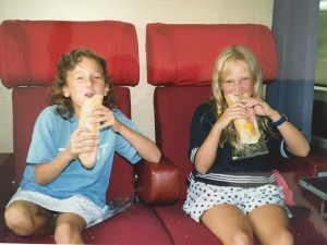 kids on train in paris